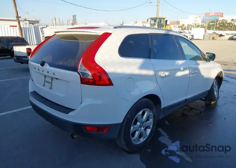 2011 Volvo Xc60 3.2/3.2 R-Design из США, поврежденный, VIN YV4940DL2B2171420